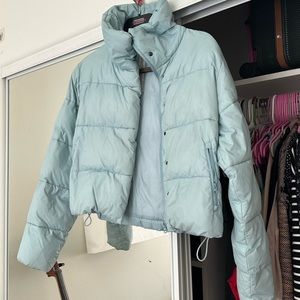 beautiful ALO puffer in discontinued color